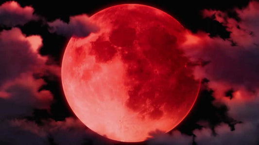 mystères des couleurs de la Lune