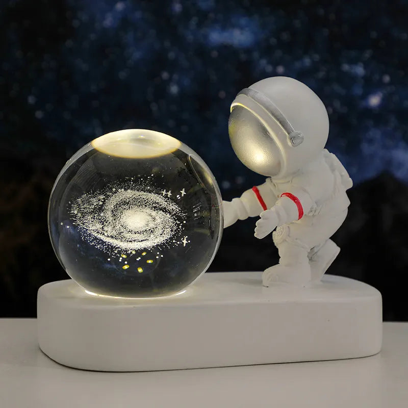 lampe boule de cristal spatiale