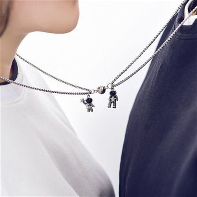 Collier couple Astronautes aimantés